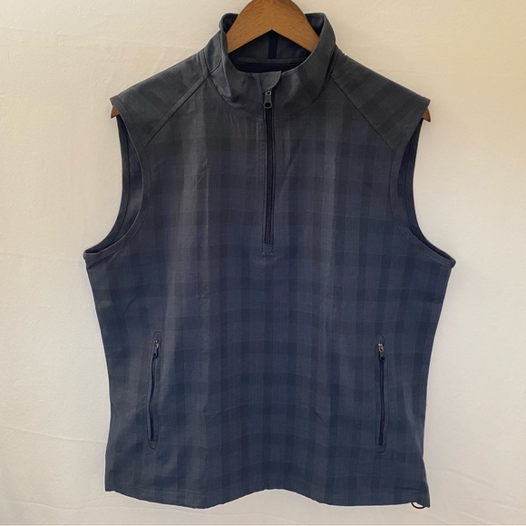 Jos A. Bank Leadbetter Navy Plaid Golf Vest Size Medium - Picture 1 of 7